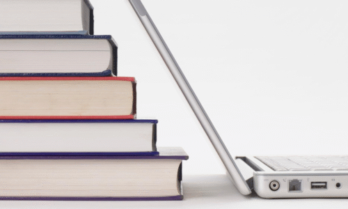 أفضل 10 روايات عربية لا بد أن تقرأها قبل نهاية 2025