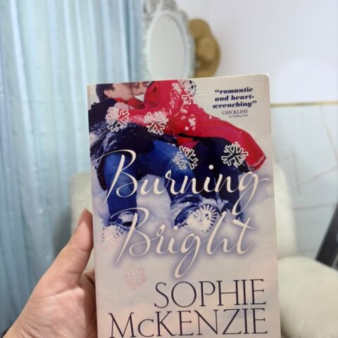 Burning Bright - Sophie McKenzie