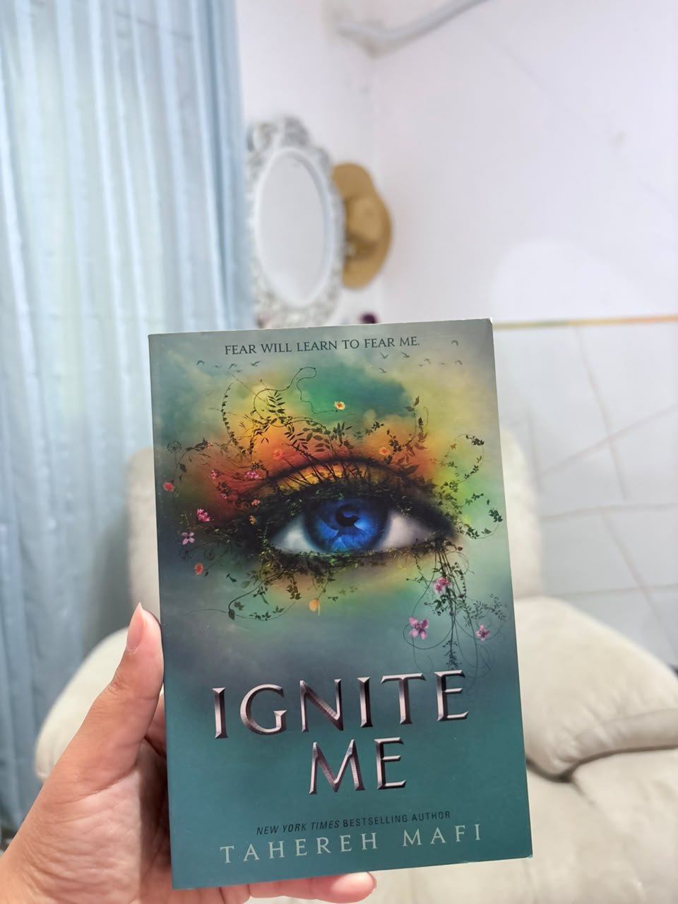 Ignite Me - Tahereh Mafi
