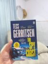 The Spy Coast - Tess Gerritsen