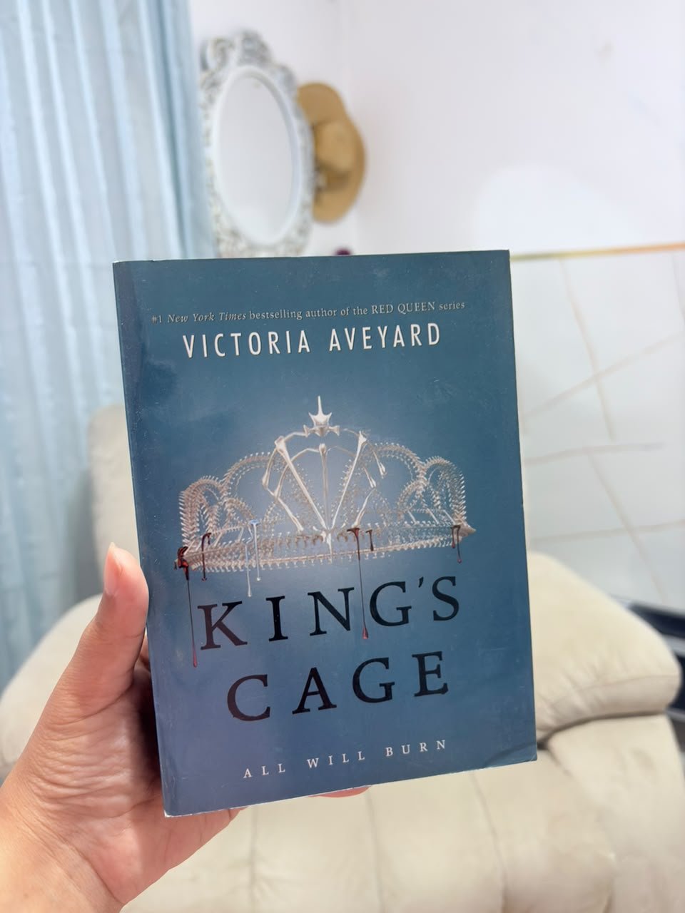 King's Cage - Victoria Aveyard
